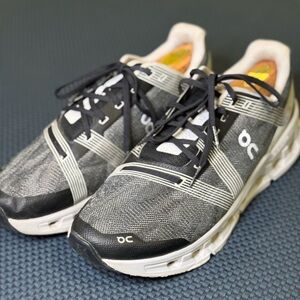 On Running / On Cloud Go Running Shoes / 10M